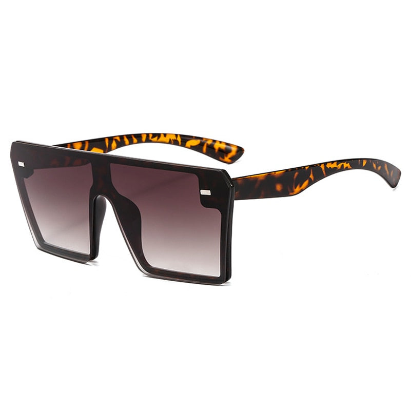 LUNETTES DE SOLEIL CARRÉES