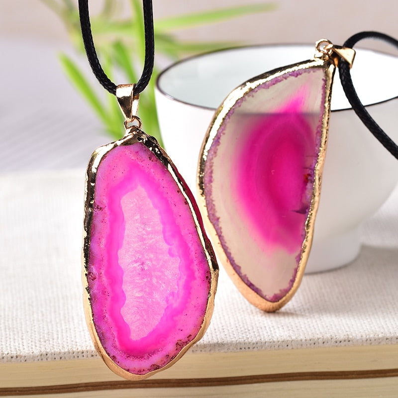 PENDENTIFS EN AGATE DE CRISTAL NATUREL - BOSSOUASHOP