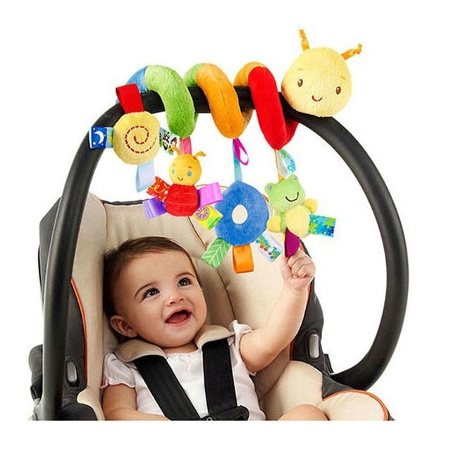 HOCHET EN PELUCHE À SUSPENDRE EN SPIRALE