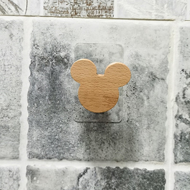 NAILLESS TOWEL RACK