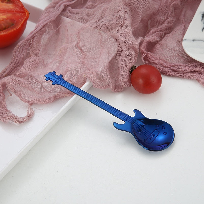 GUITARE D'AMOUR EN FORME DE CUILLÈRE