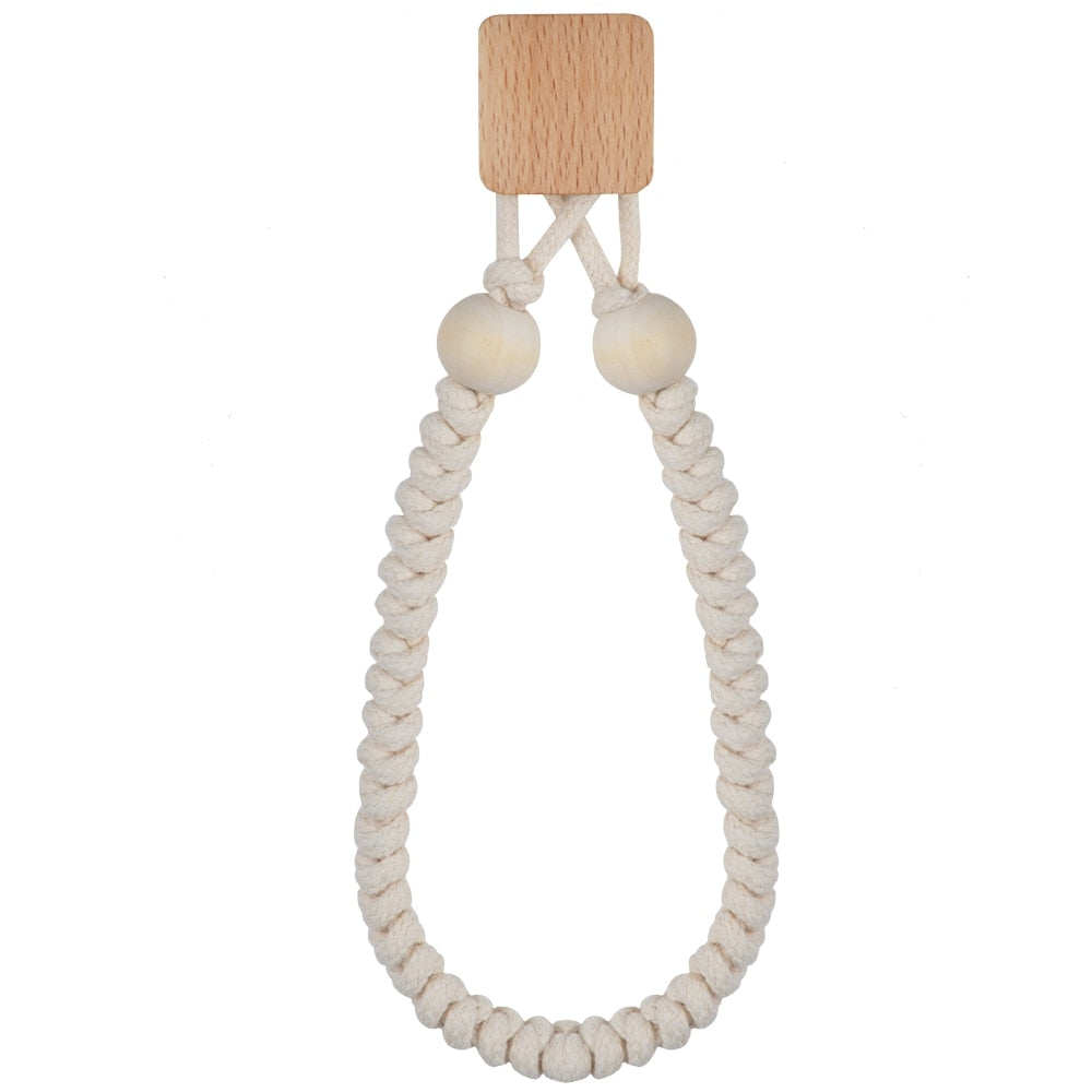 NAILLESS TOWEL RACK