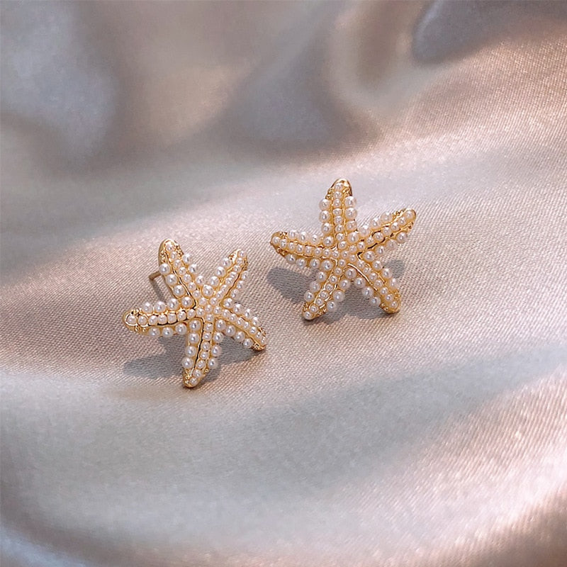 RETRO PINEAPPLE PEARL EARRINGS 