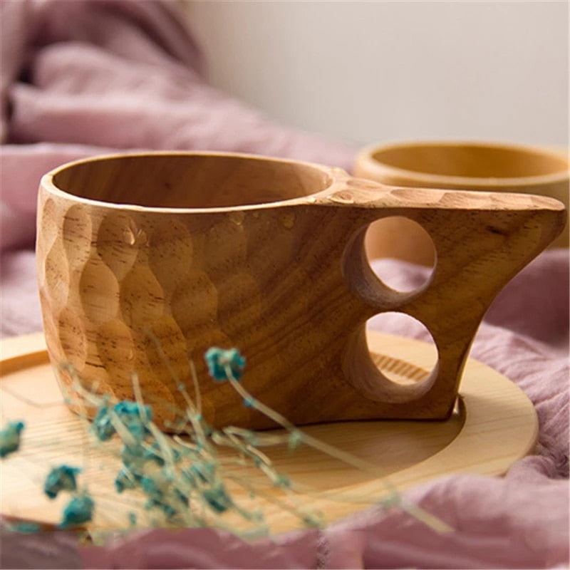 TASSE EN BOIS FAITE À LA MAIN