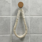 NAILLESS TOWEL RACK