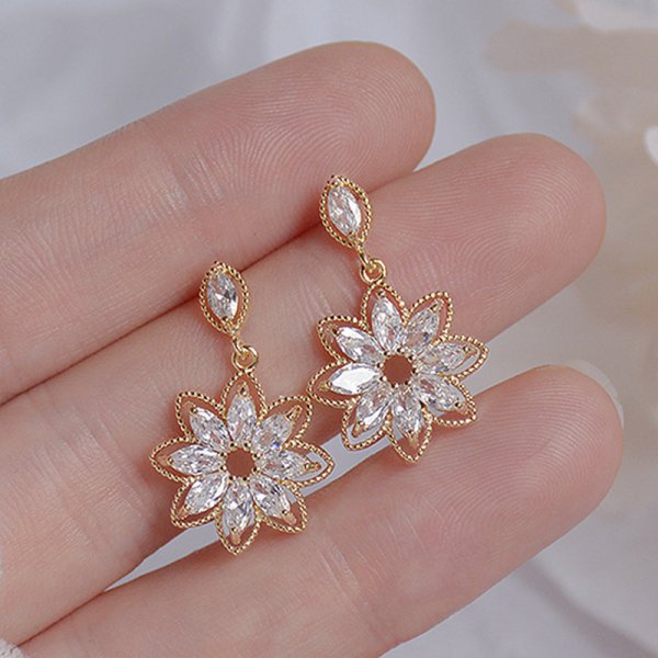 BOUCLES D'OREILLES EN ZIRCON