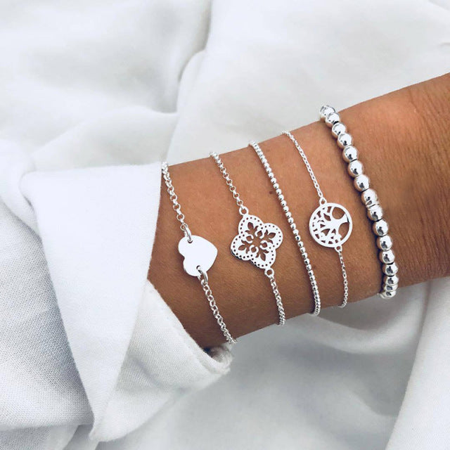 SET OF 4 CHAIN ​​BRACELETS WITH STONE BEADS 