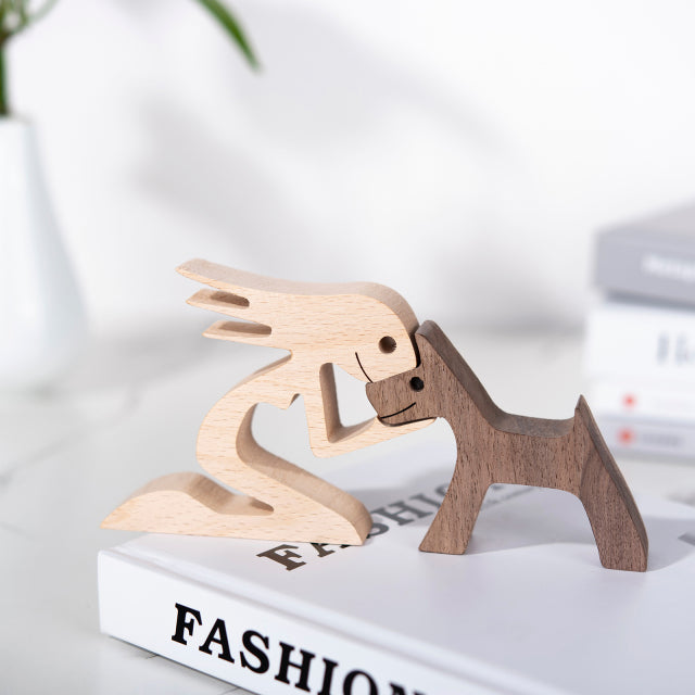 SCULPTURE DE CHIEN EN BOIS FAIT A LA MAIN