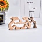 SCULPTURE DE CHIEN EN BOIS FAIT A LA MAIN
