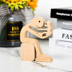 SCULPTURE DE CHIEN EN BOIS FAIT A LA MAIN