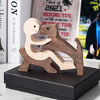 SCULPTURE DE CHIEN EN BOIS FAIT A LA MAIN
