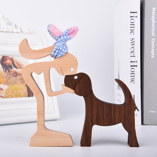 SCULPTURE DE CHIEN EN BOIS FAIT A LA MAIN