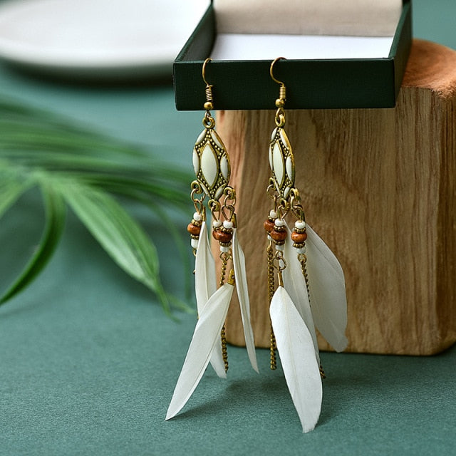 BOUCLES D'OREILLES BOHEMIENNES EN PLUMES - BOSSOUASHOP