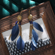 Charger l&#39;image dans la galerie, BOUCLES D&#39;OREILLES BOHEMIENNES EN PLUMES - BOSSOUASHOP
